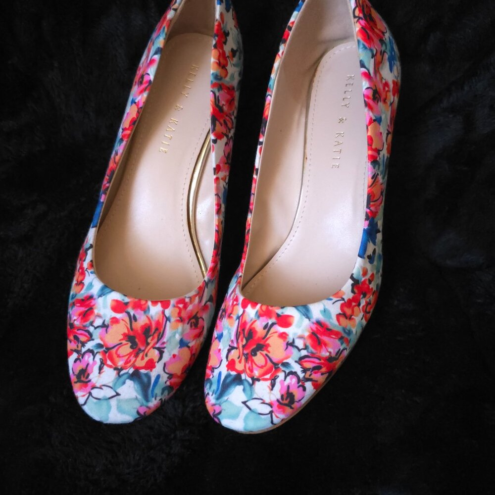 Kelly & Katie floral wedges size 10 - Picture 2 of 4